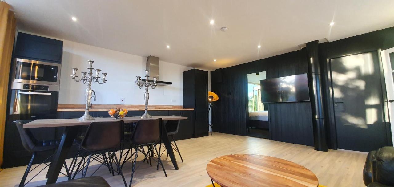 Contemporary Dublin Suite With Hot Tub Lispapple Cross Roads ภายนอก รูปภาพ